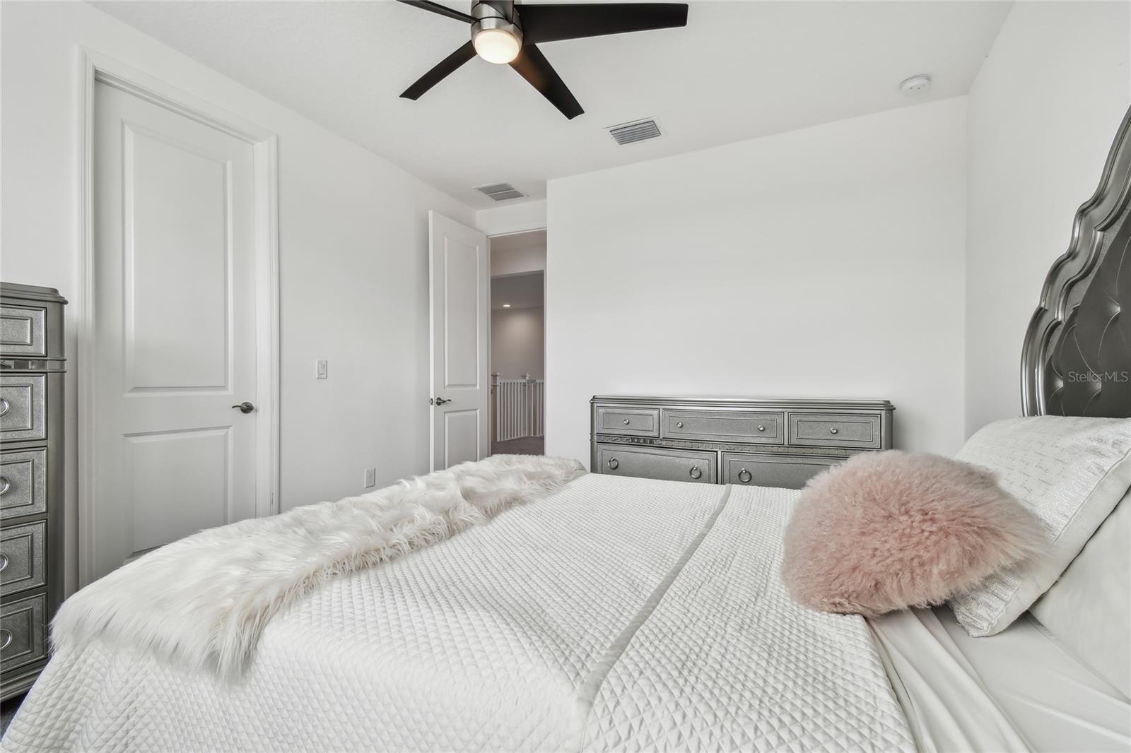 3135 GREAT BANYAN WAY, WESLEY CHAPEL, FL, 33543