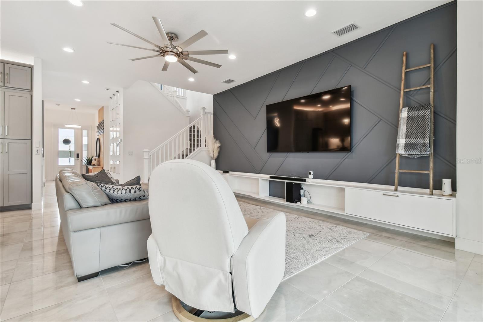 3135 GREAT BANYAN WAY, WESLEY CHAPEL, FL, 33543