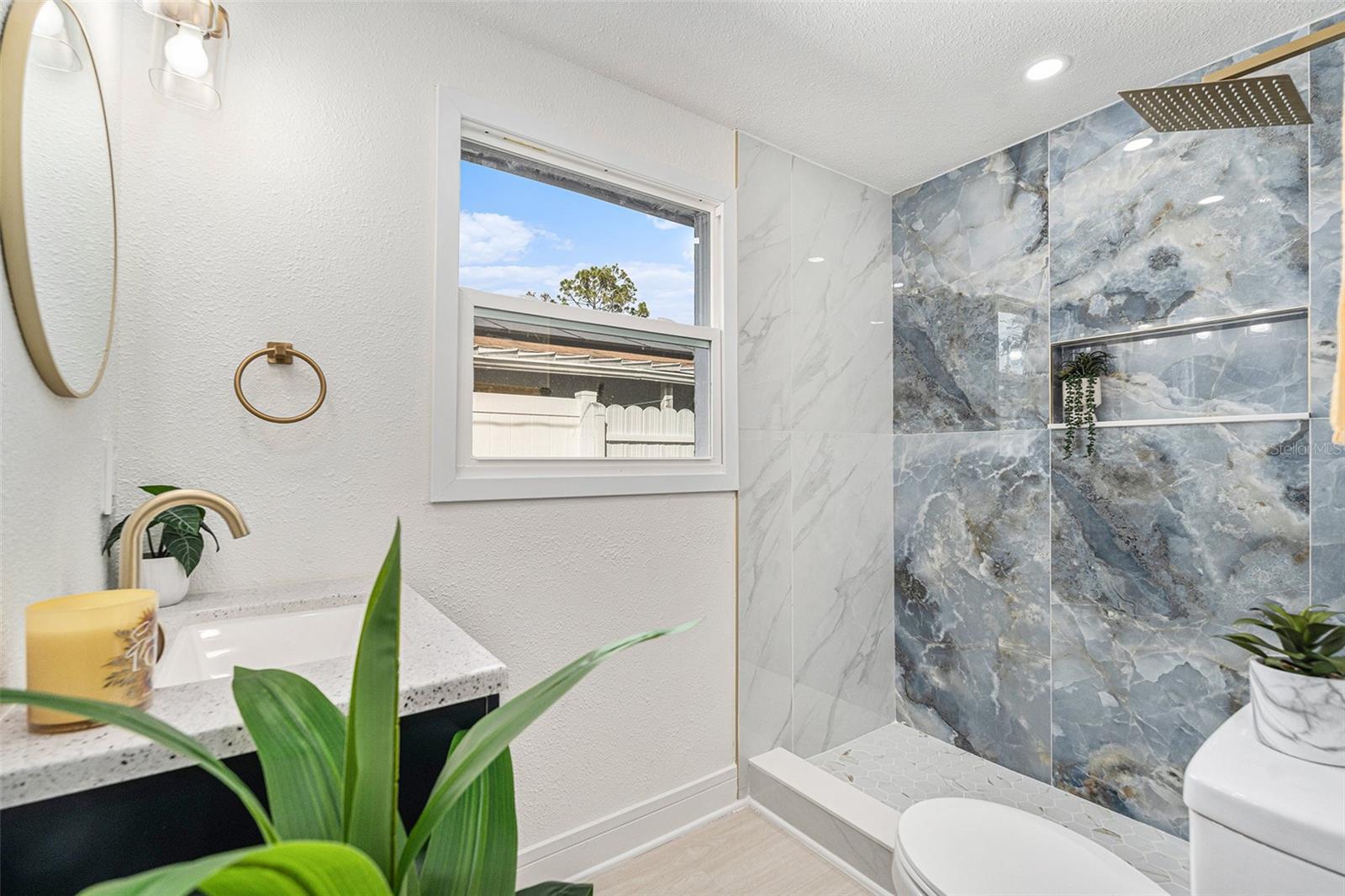 7007 N HUBERT AVE, TAMPA, FL, 33614