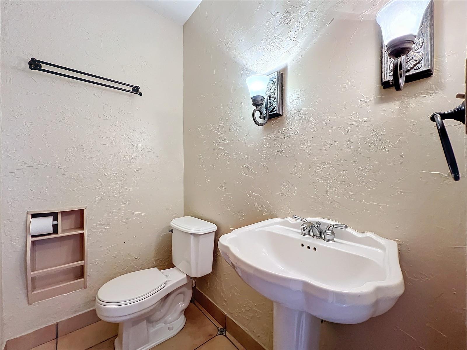 1138 OVERBROOK DR, ORLANDO, FL, 32804