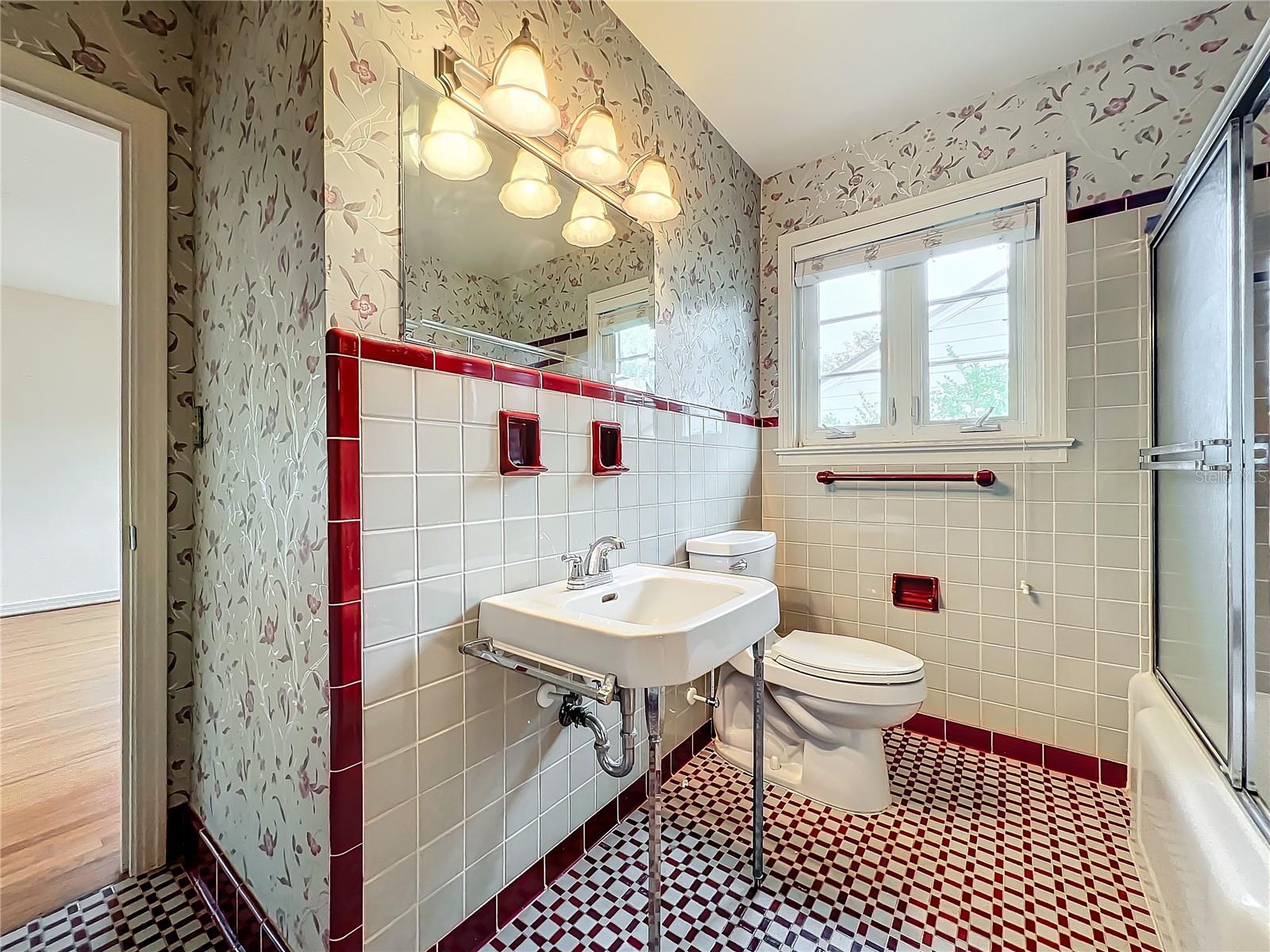 1138 OVERBROOK DR, ORLANDO, FL, 32804