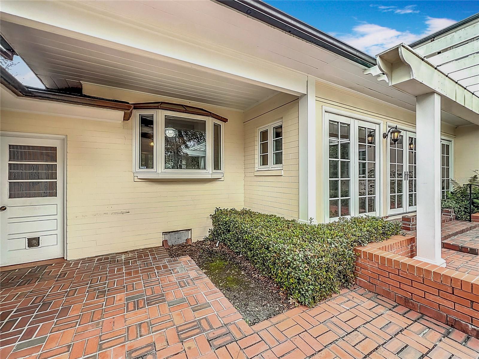 1138 OVERBROOK DR, ORLANDO, FL, 32804