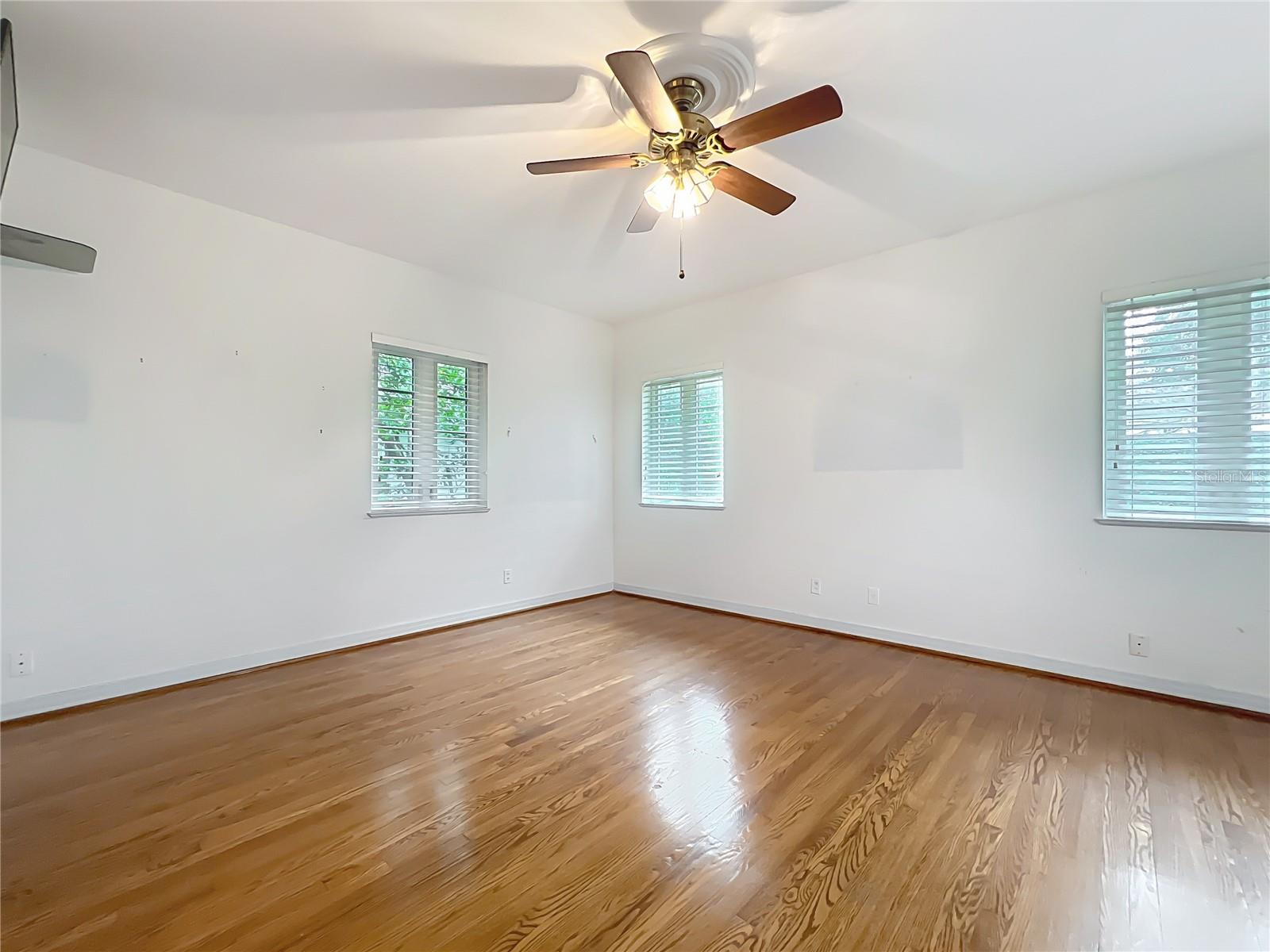 1138 OVERBROOK DR, ORLANDO, FL, 32804