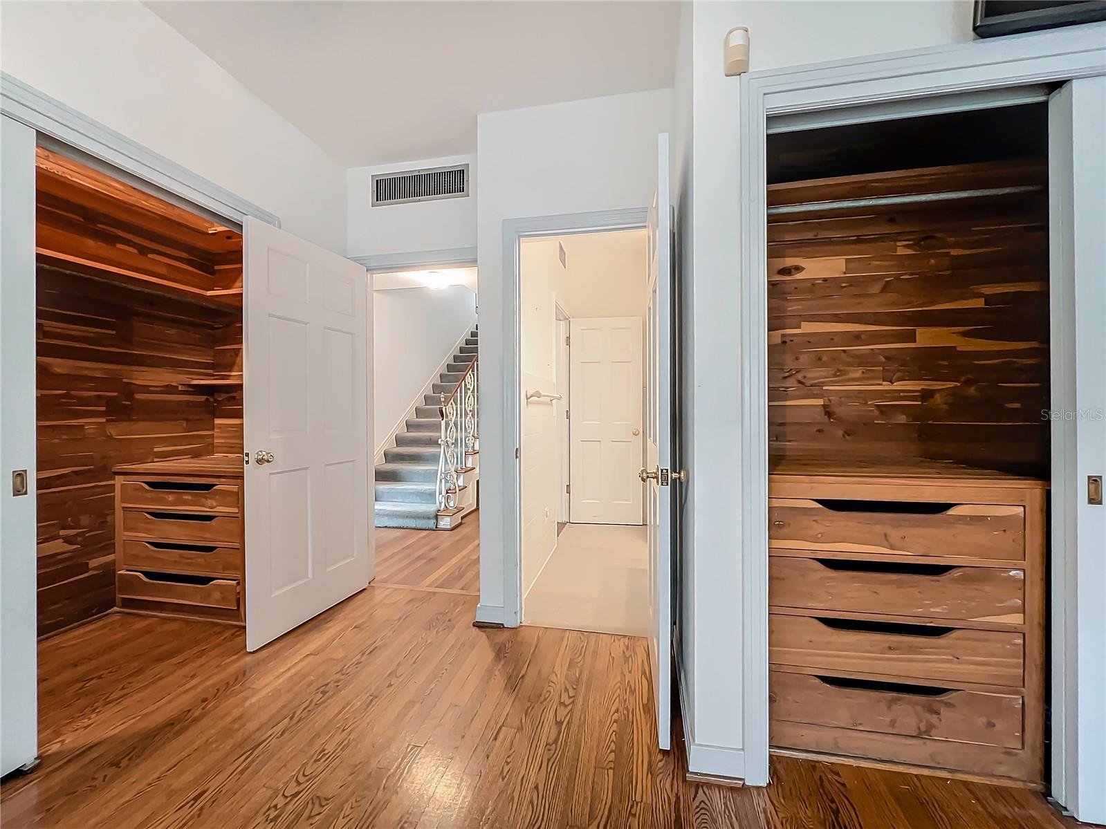 1138 OVERBROOK DR, ORLANDO, FL, 32804