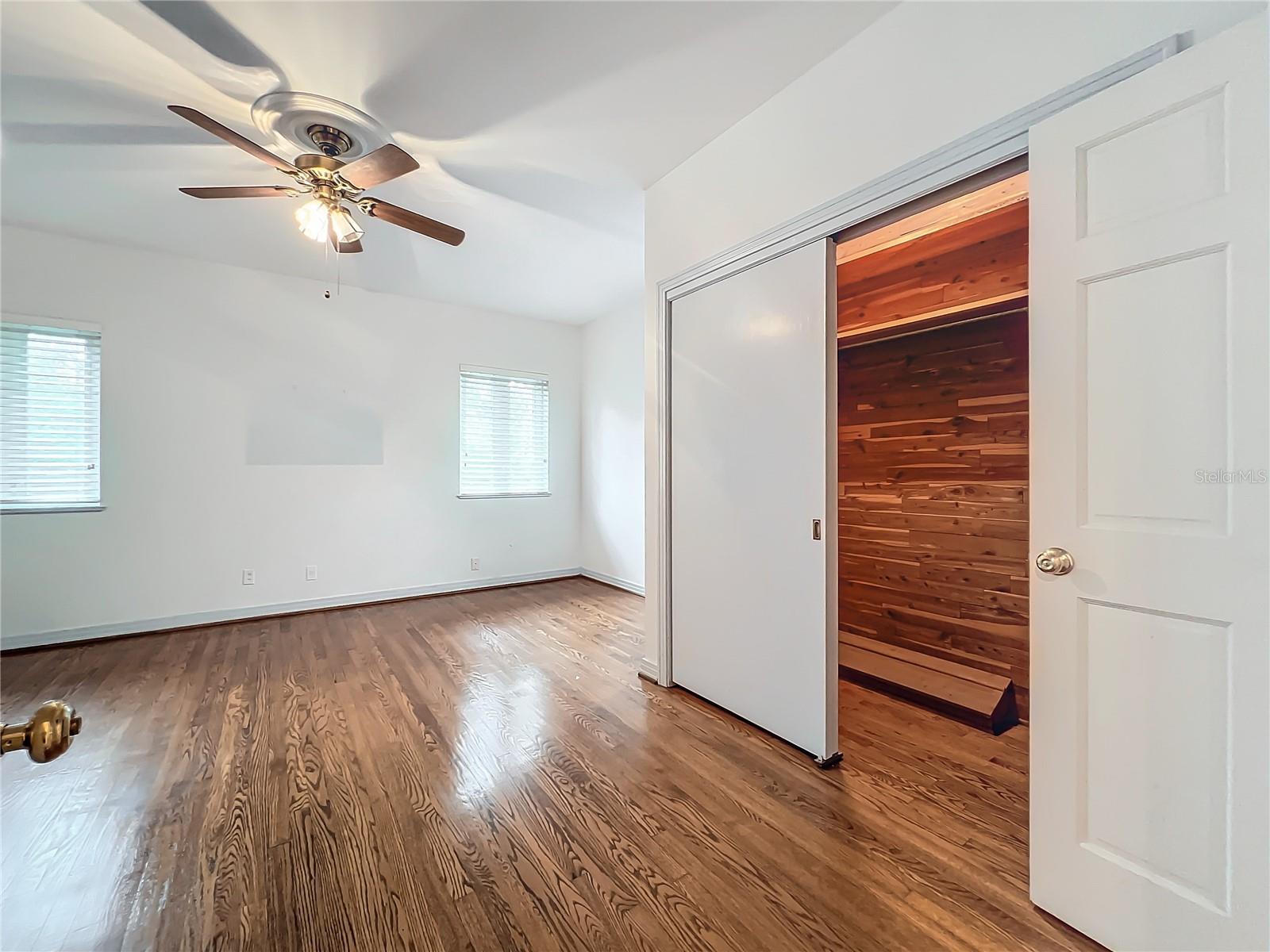 1138 OVERBROOK DR, ORLANDO, FL, 32804