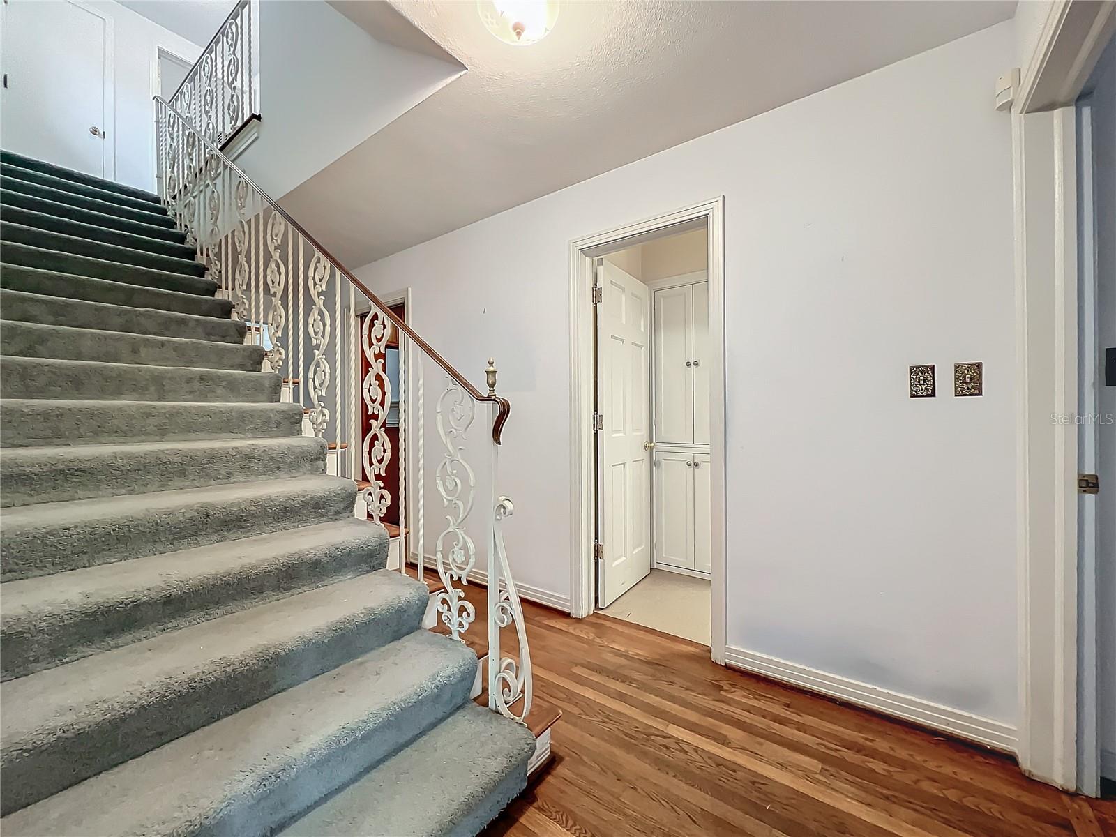 1138 OVERBROOK DR, ORLANDO, FL, 32804