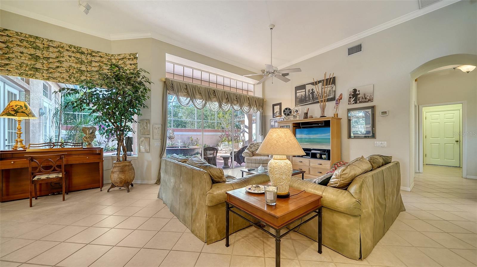 7349 WINDEMERE LN, UNIVERSITY PARK, FL, 34201