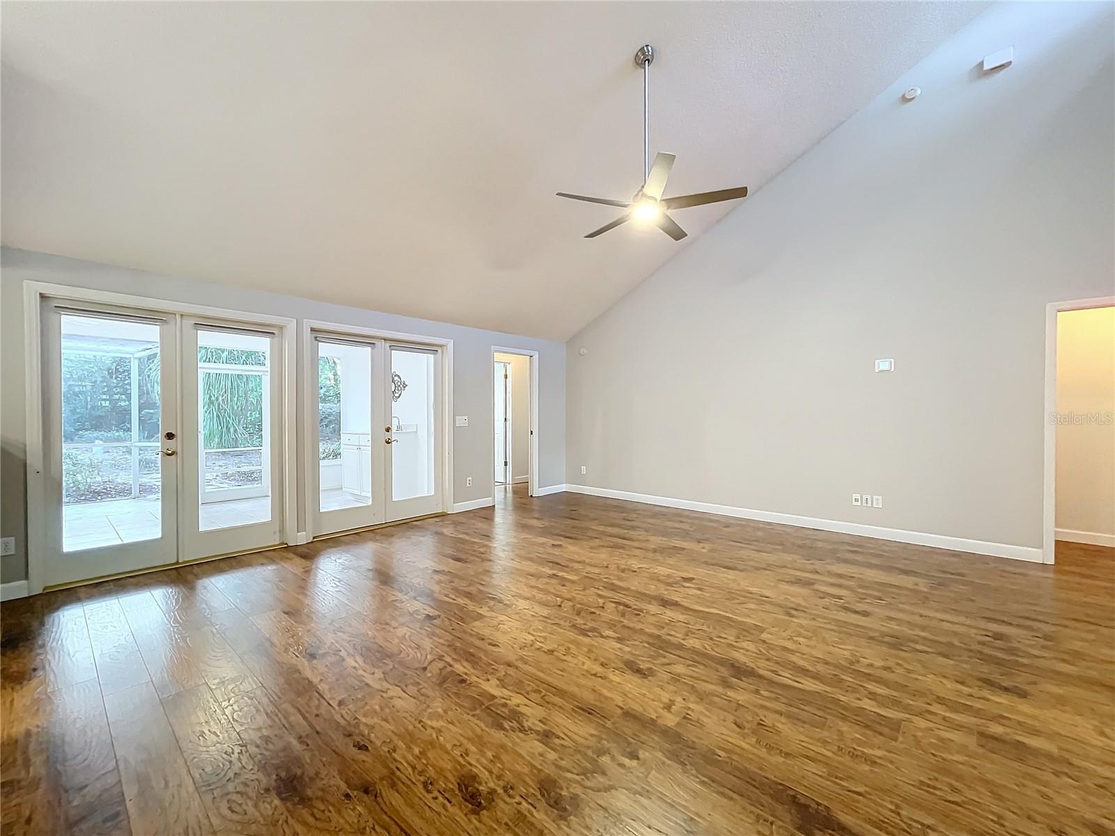 2042 EAGLES REST DR, APOPKA, FL, 32712