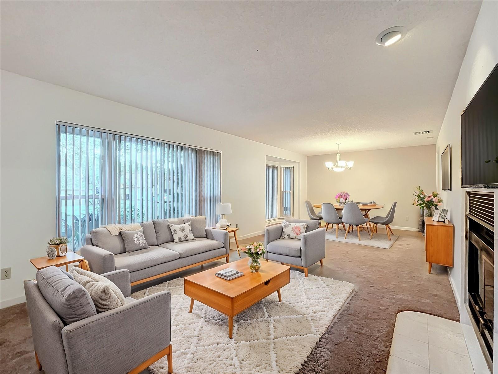 2042 EAGLES REST DR, APOPKA, FL, 32712