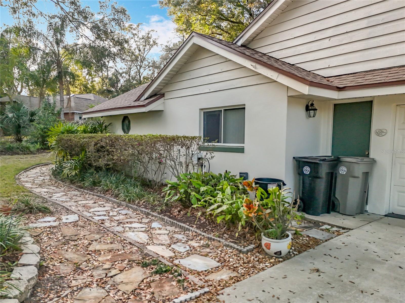2042 EAGLES REST DR, APOPKA, FL, 32712