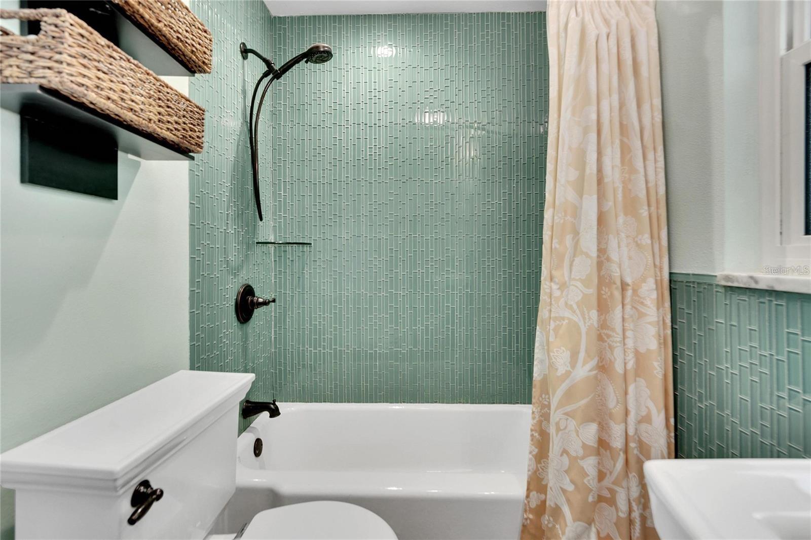 6323 BAYOU GRANDE BLVD NE, ST PETERSBURG, FL, 33702