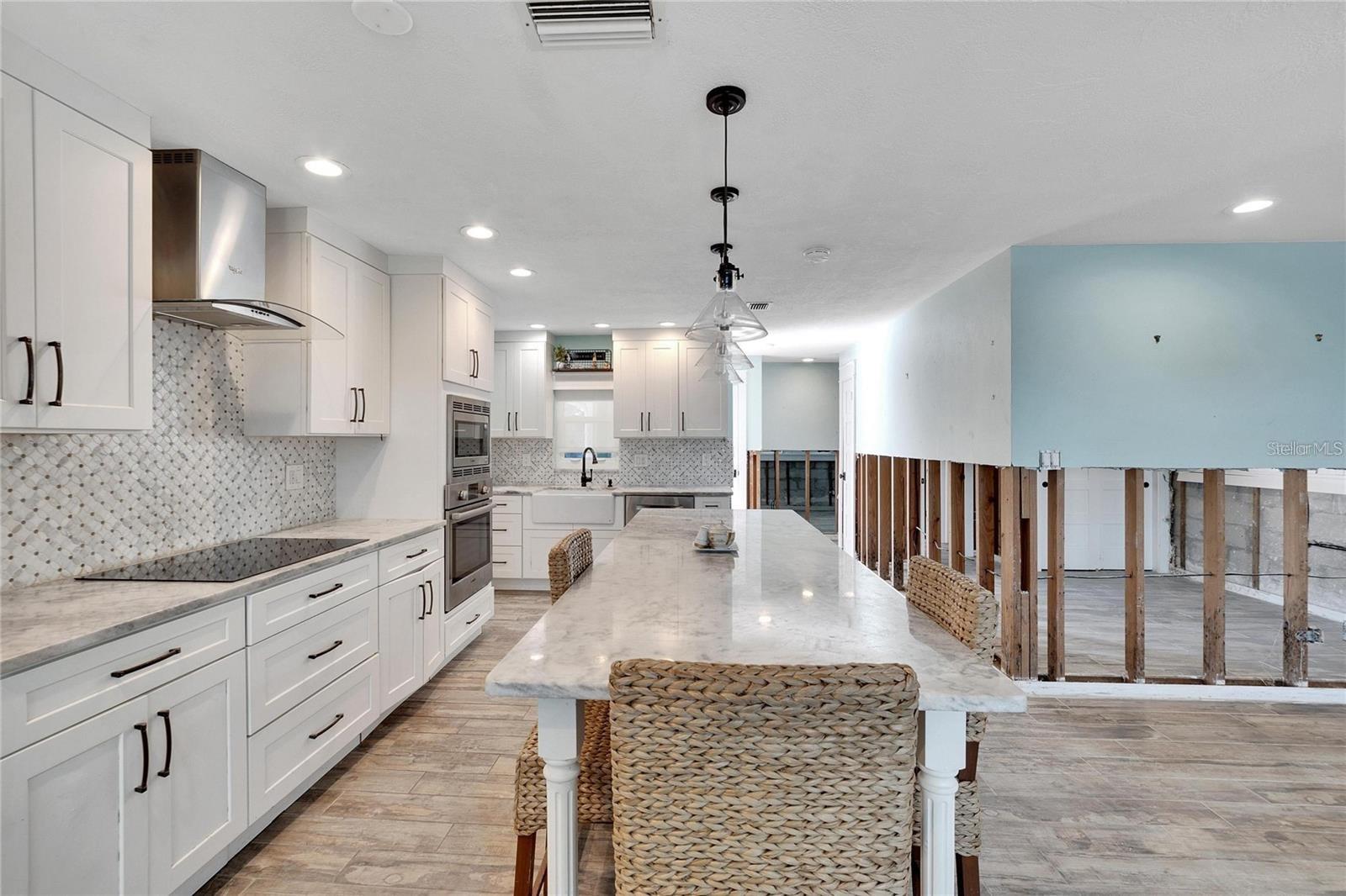 6323 BAYOU GRANDE BLVD NE, ST PETERSBURG, FL, 33702