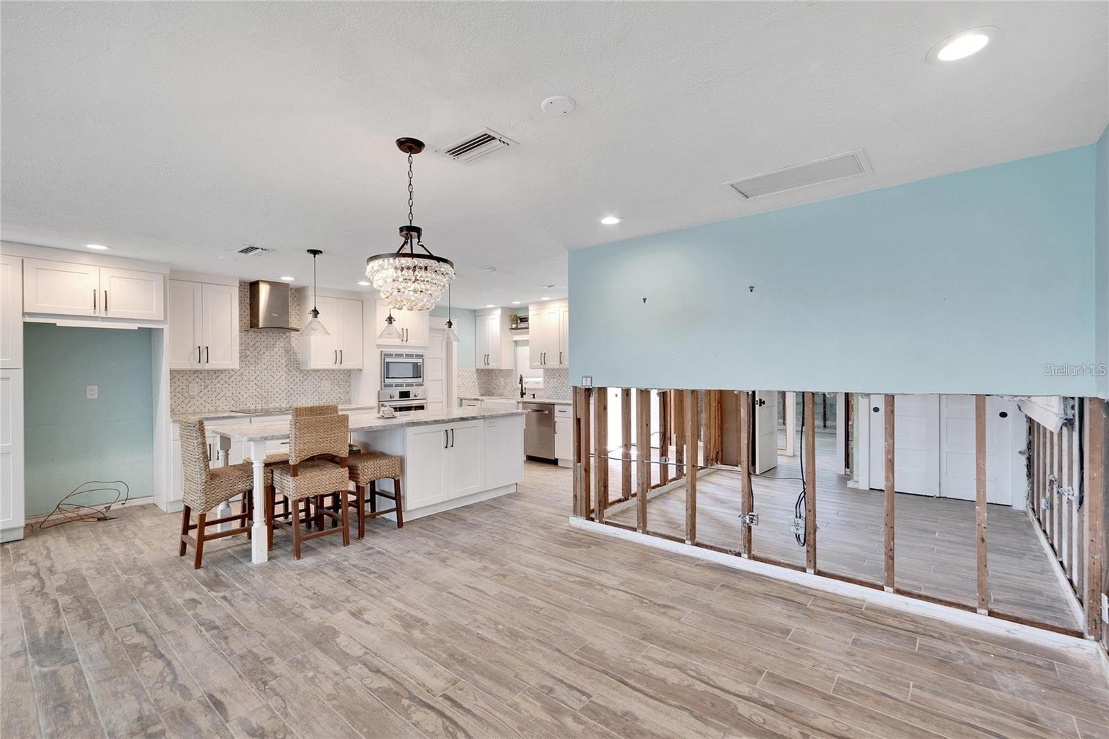 6323 BAYOU GRANDE BLVD NE, ST PETERSBURG, FL, 33702