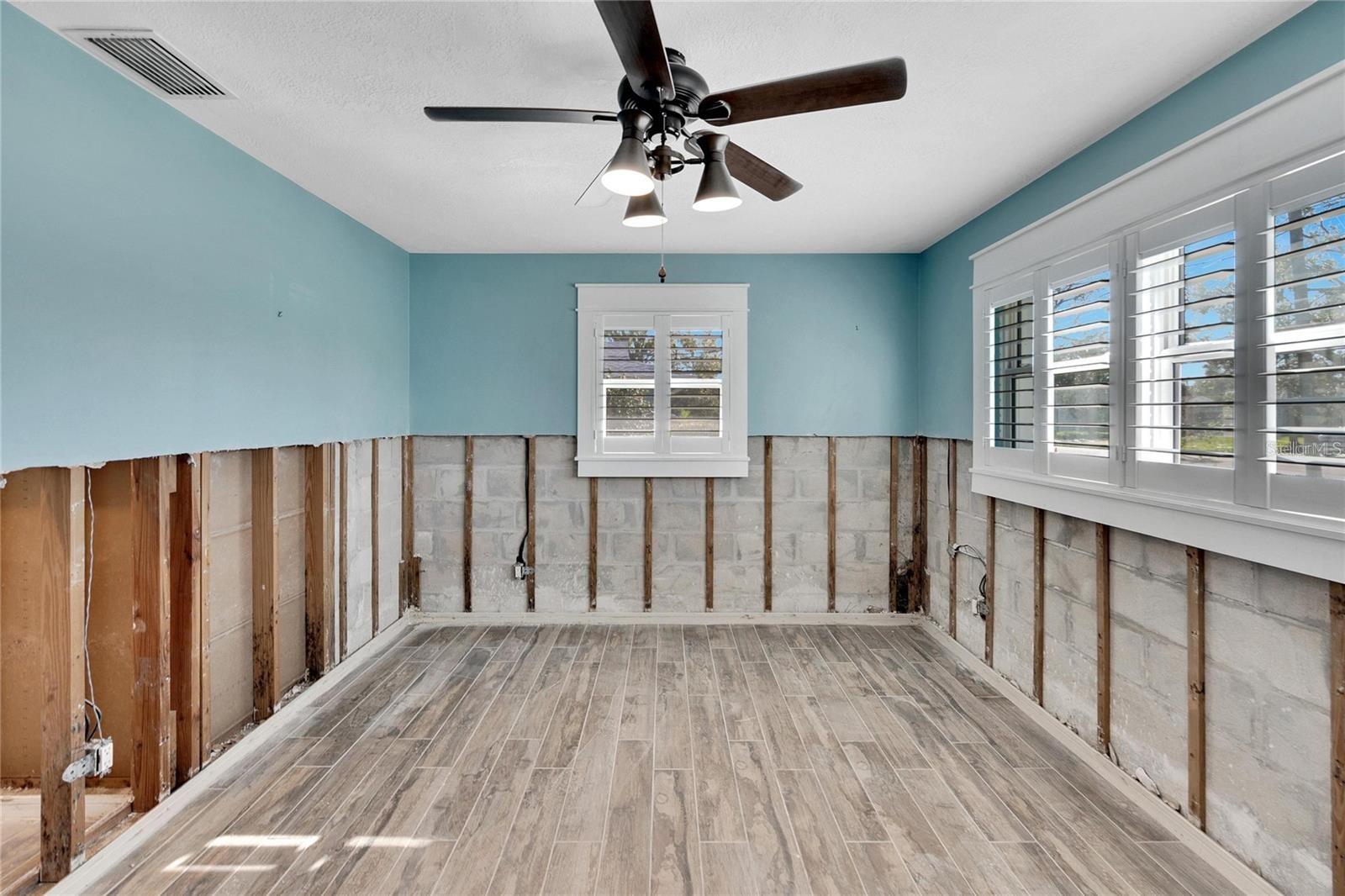 6323 BAYOU GRANDE BLVD NE, ST PETERSBURG, FL, 33702