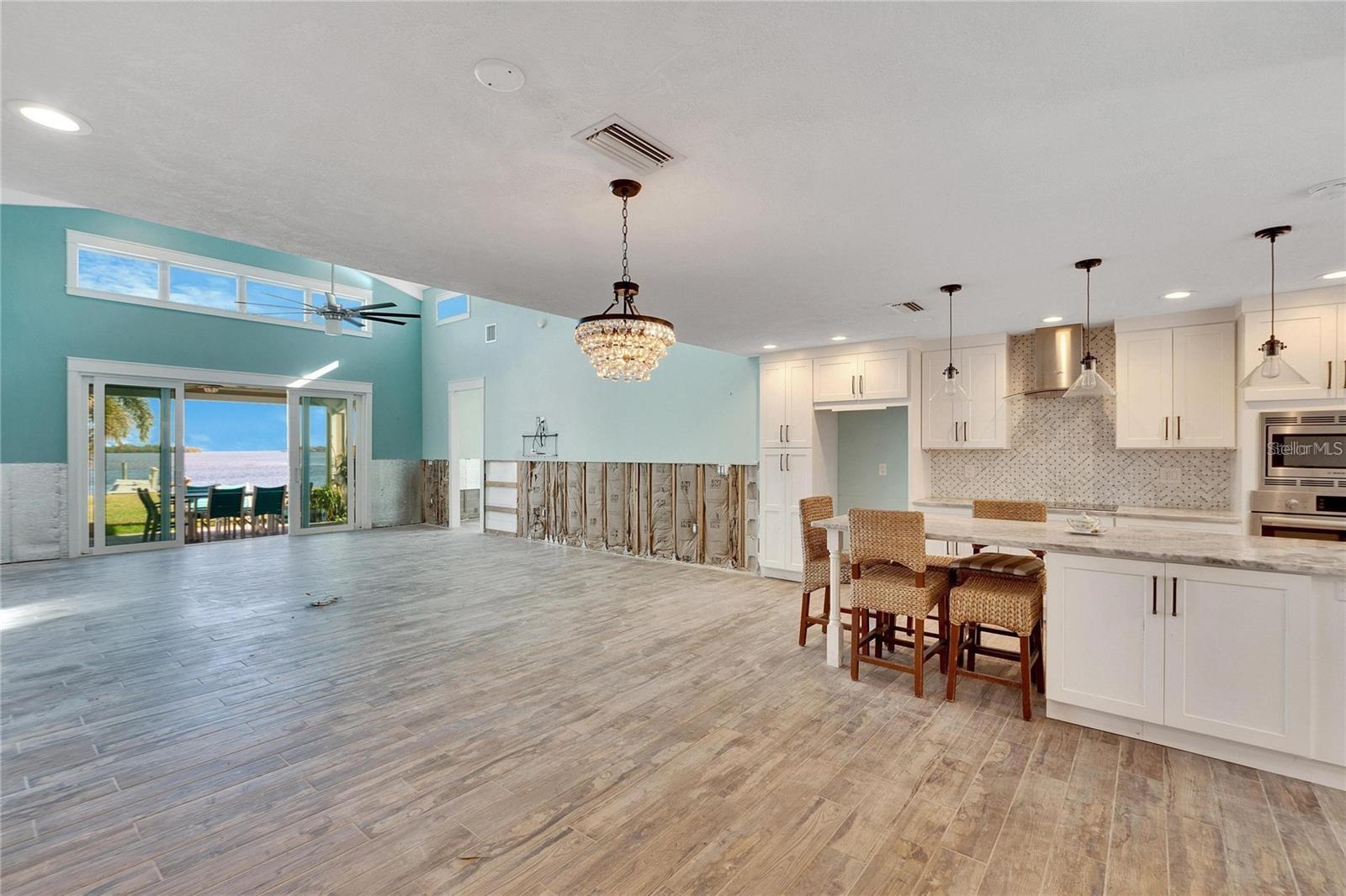 6323 BAYOU GRANDE BLVD NE, ST PETERSBURG, FL, 33702