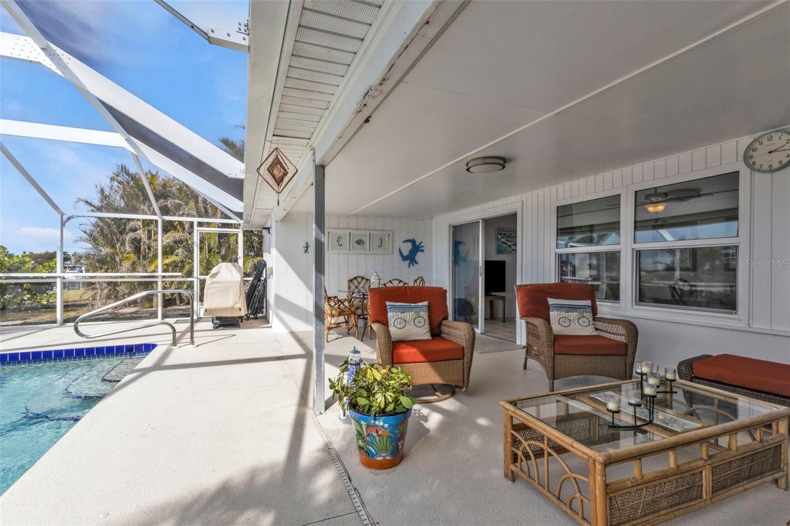 407 DUNN DR NE, PORT CHARLOTTE, FL, 33952