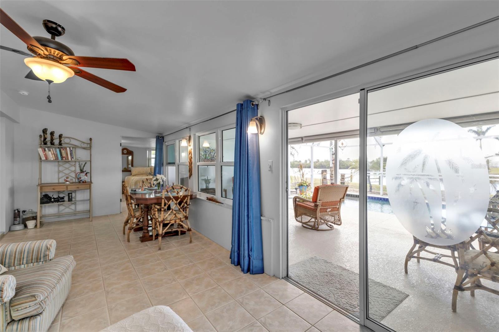 407 DUNN DR NE, PORT CHARLOTTE, FL, 33952