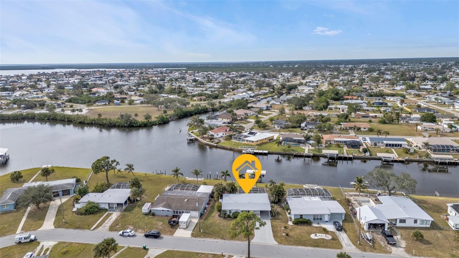 407 DUNN DR NE, PORT CHARLOTTE, FL, 33952