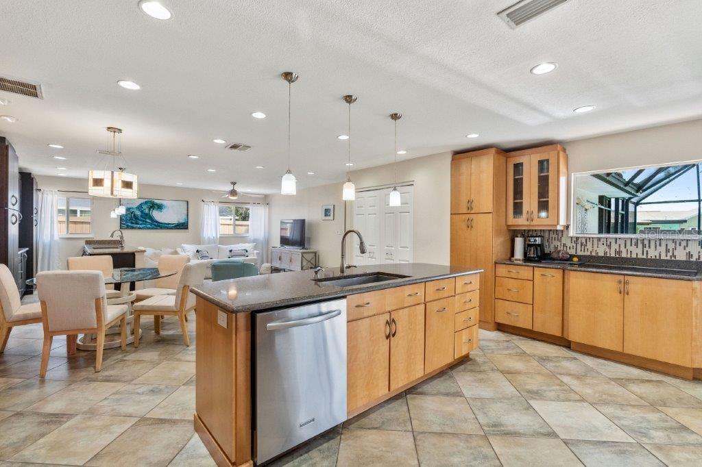 9316 120TH AVE, LARGO, FL, 33773