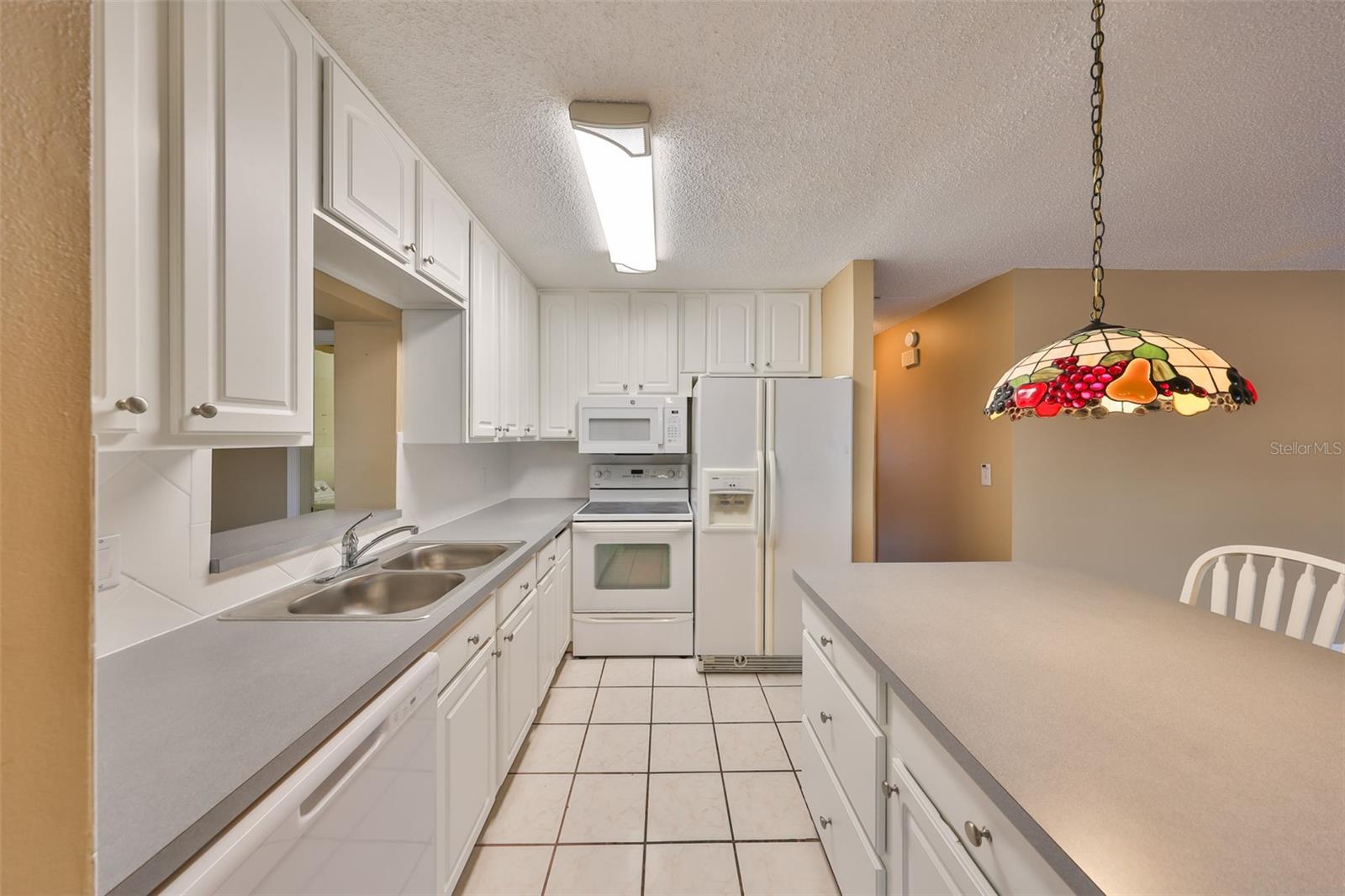 210 GLOUCESTER BLVD, SUN CITY CENTER, FL, 33573