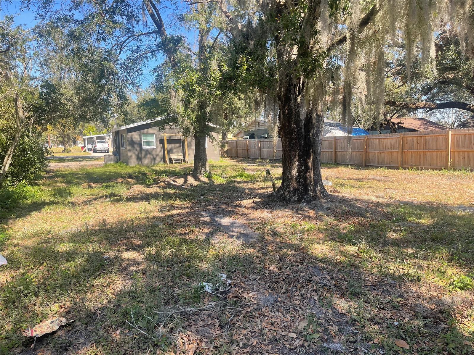 1009 W WASHINGTON ST, PLANT CITY, FL, 33563