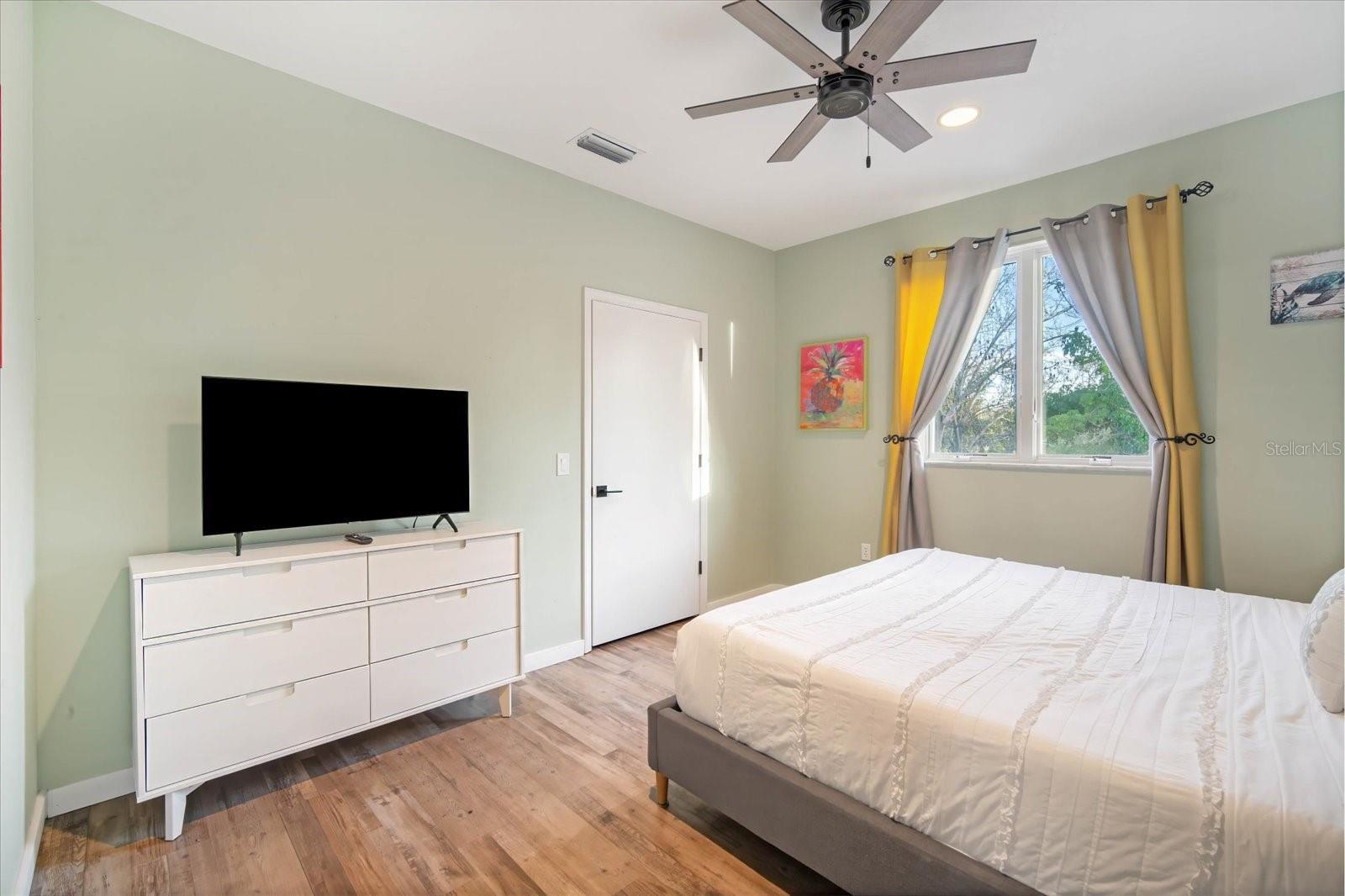 1021 99TH ST NW, BRADENTON, FL, 34209