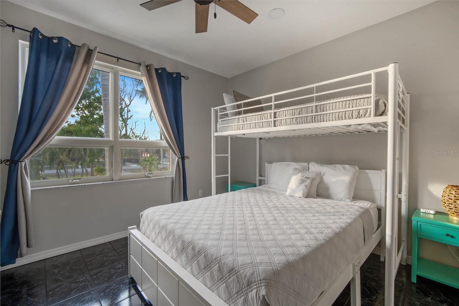 1021 99TH ST NW, BRADENTON, FL, 34209