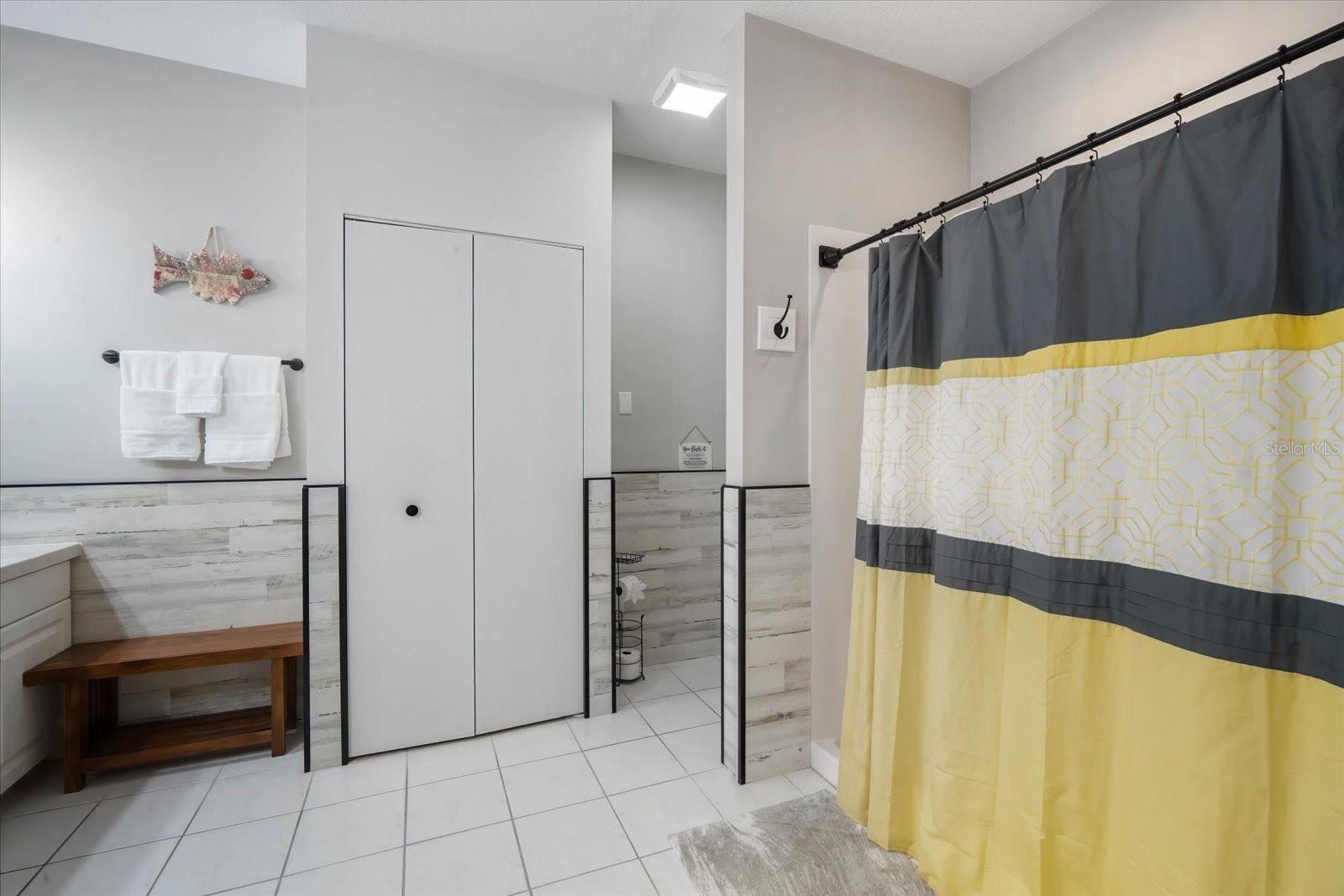 1021 99TH ST NW, BRADENTON, FL, 34209