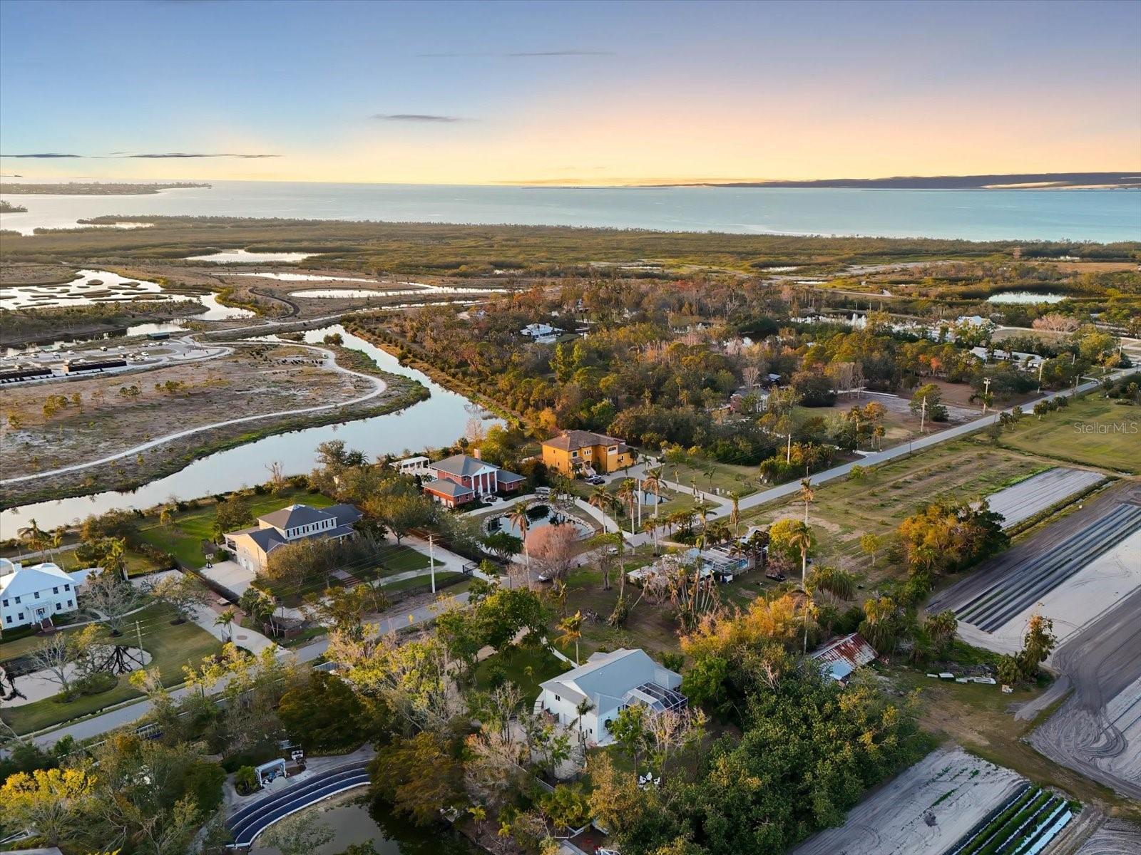 1021 99TH ST NW, BRADENTON, FL, 34209