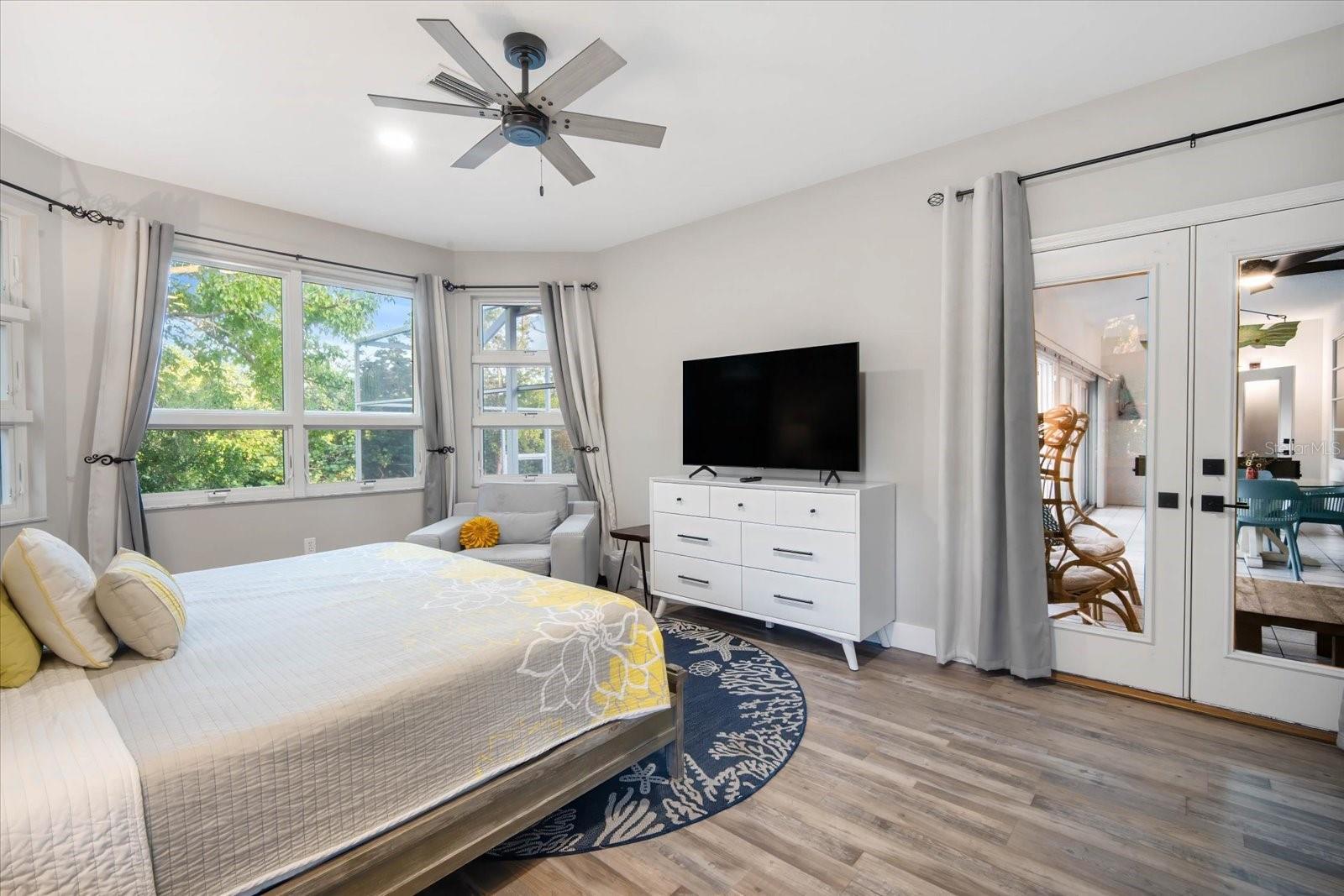 1021 99TH ST NW, BRADENTON, FL, 34209