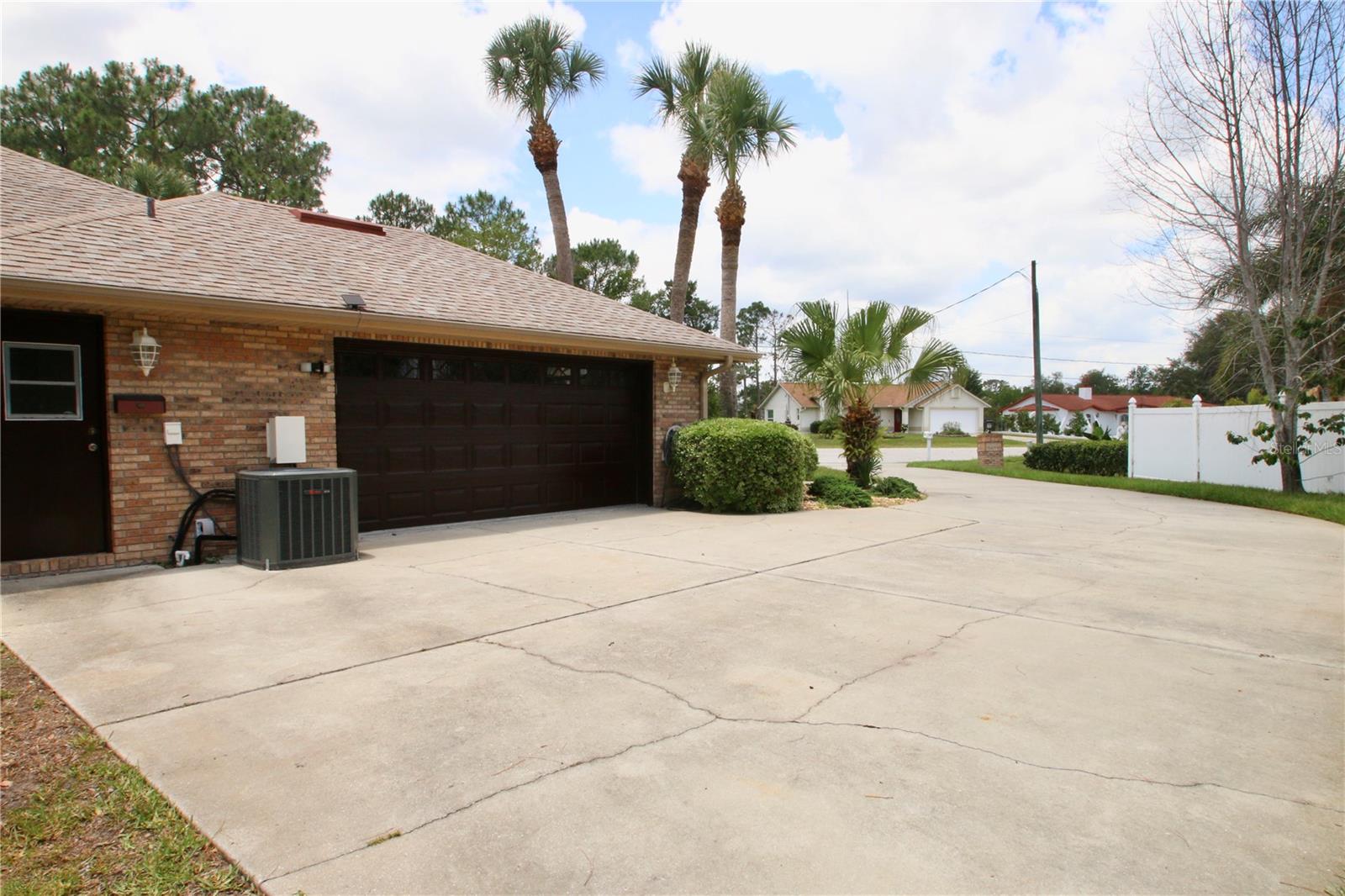 1947 QUINTILIS CT, DELTONA, FL, 32738
