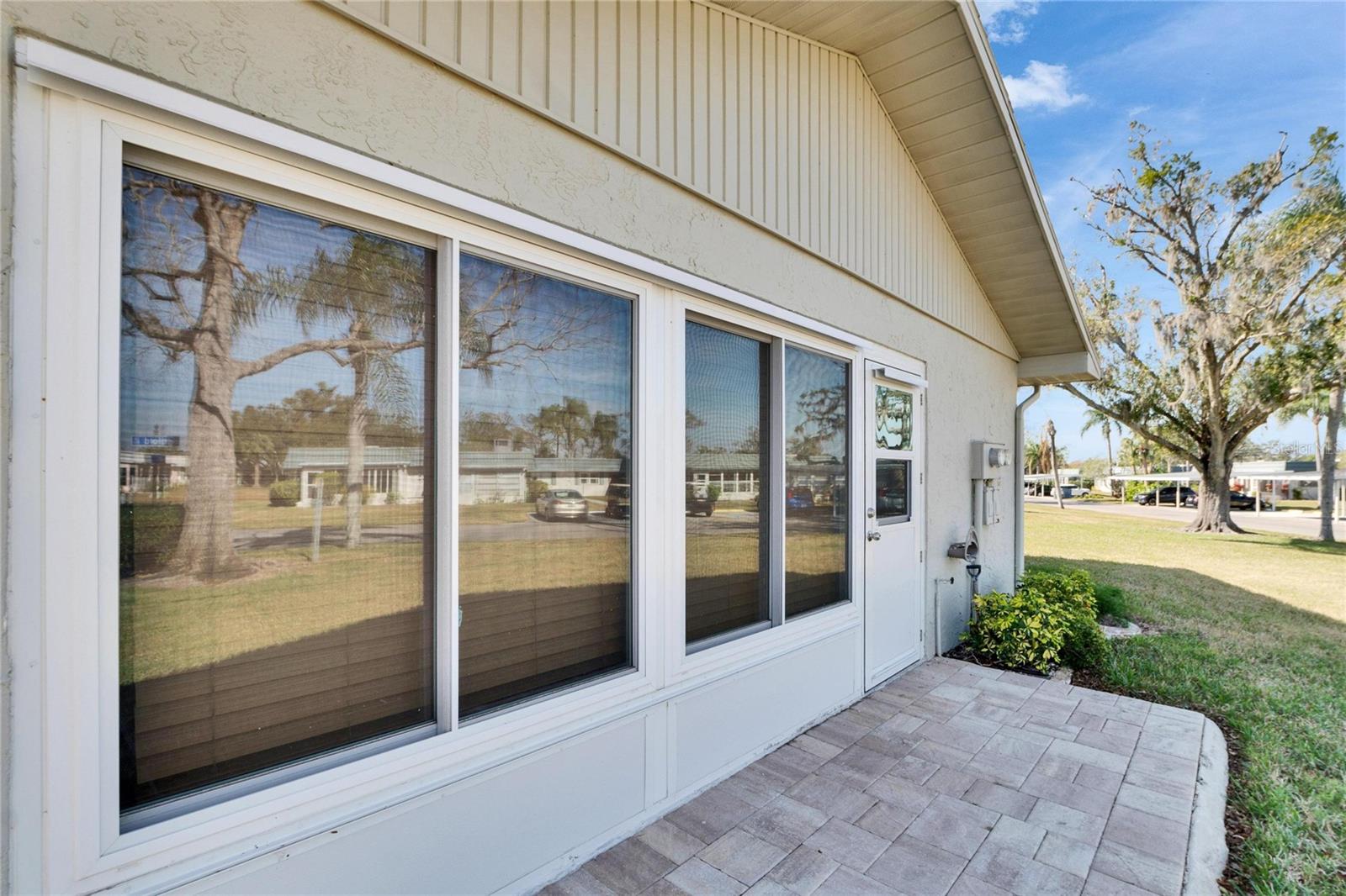 302 FRIAR CT #B, SUN CITY CENTER, FL, 33573