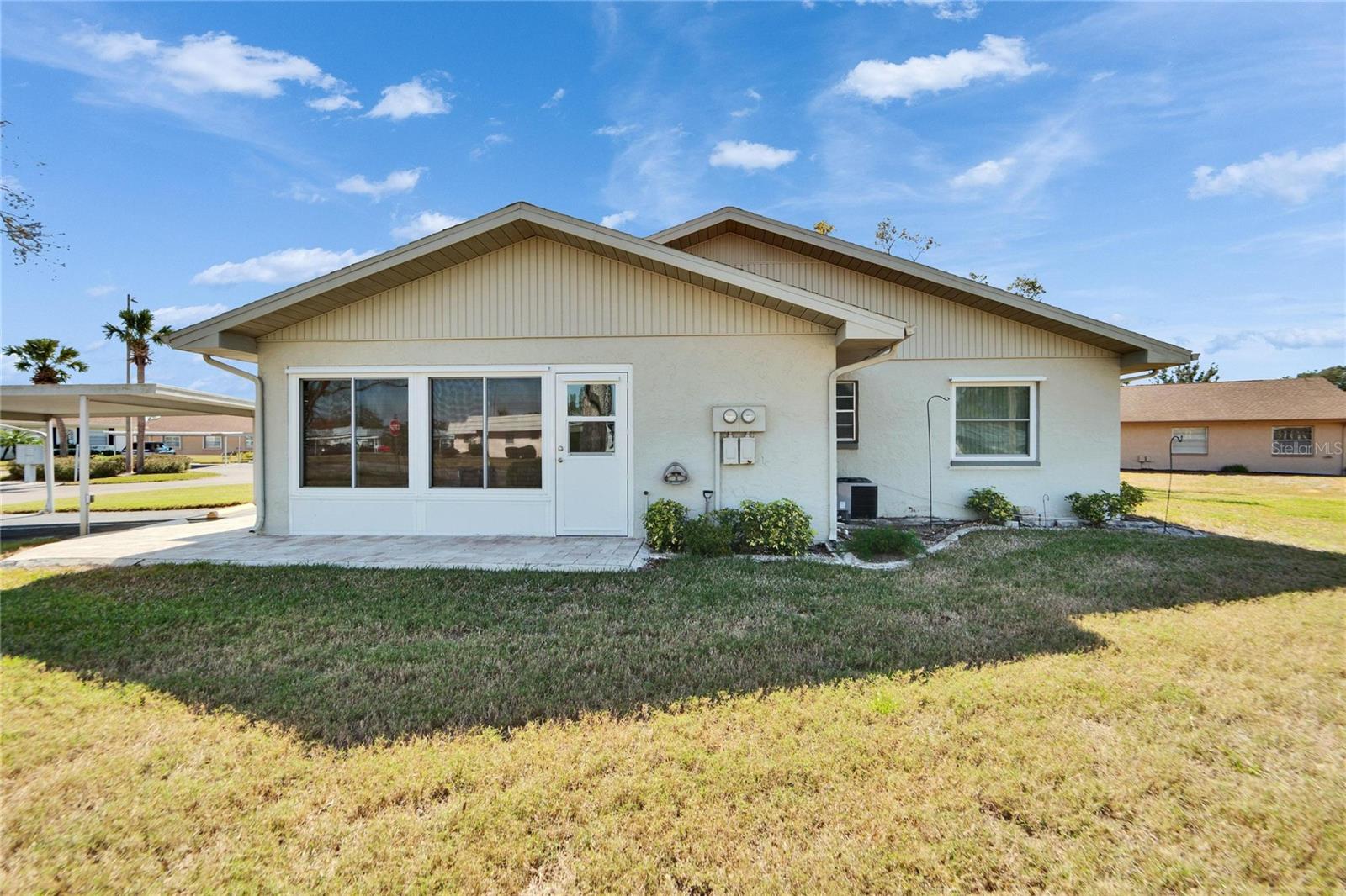 302 FRIAR CT #B, SUN CITY CENTER, FL, 33573