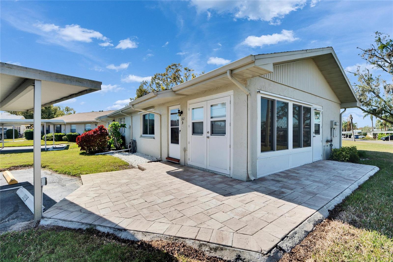 302 FRIAR CT #B, SUN CITY CENTER, FL, 33573