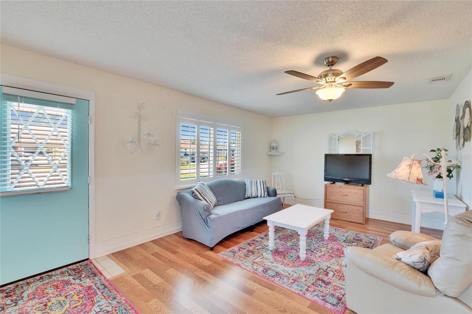 302 FRIAR CT #B, SUN CITY CENTER, FL, 33573