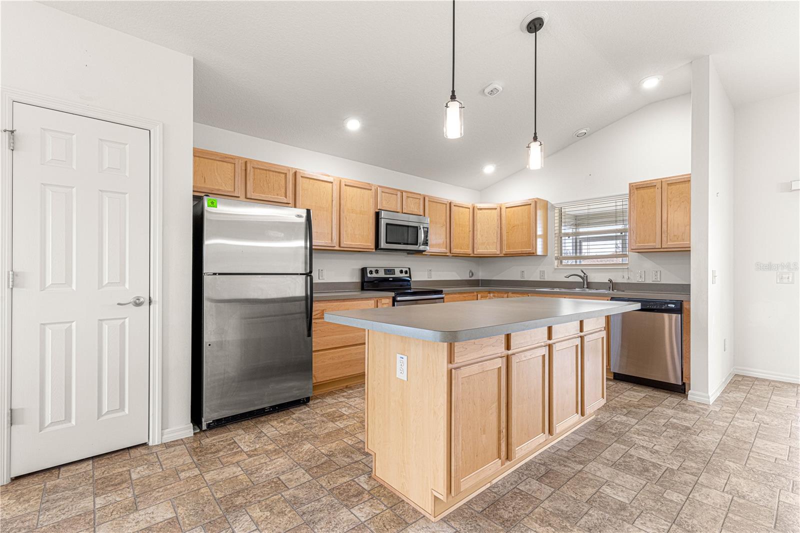 2418 HOPESPRING LOOP, THE VILLAGES, FL, 32162