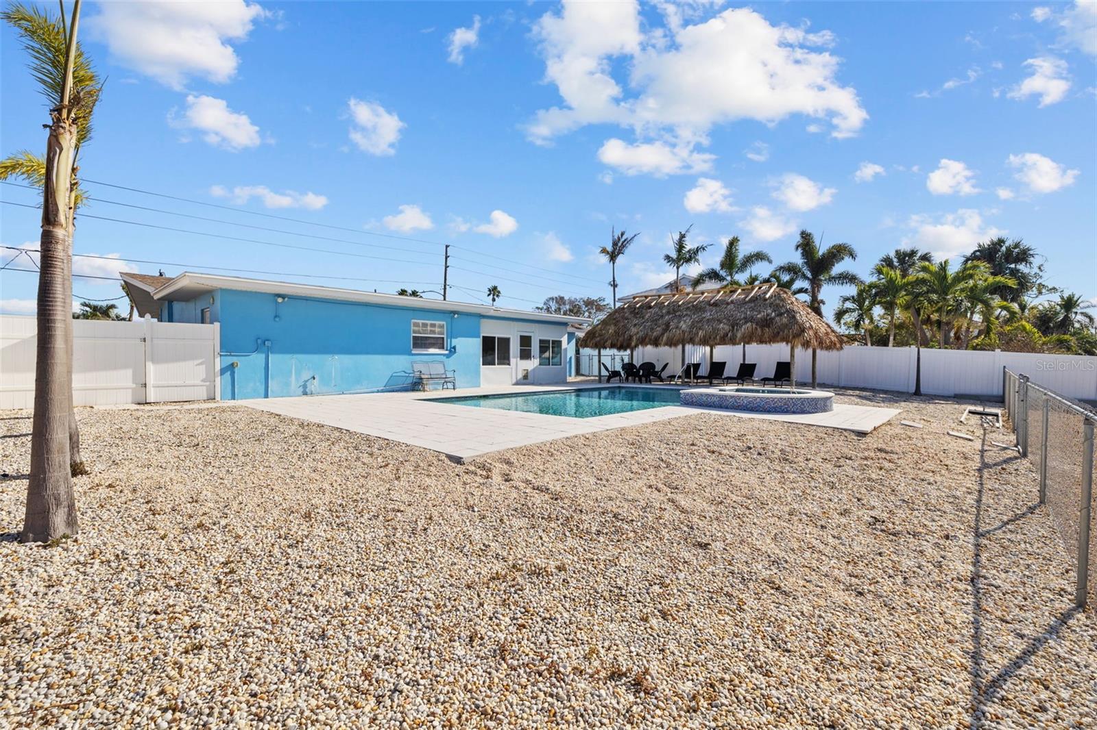 2762 W VINA DEL MAR BLVD, ST PETE BEACH, FL, 33706
