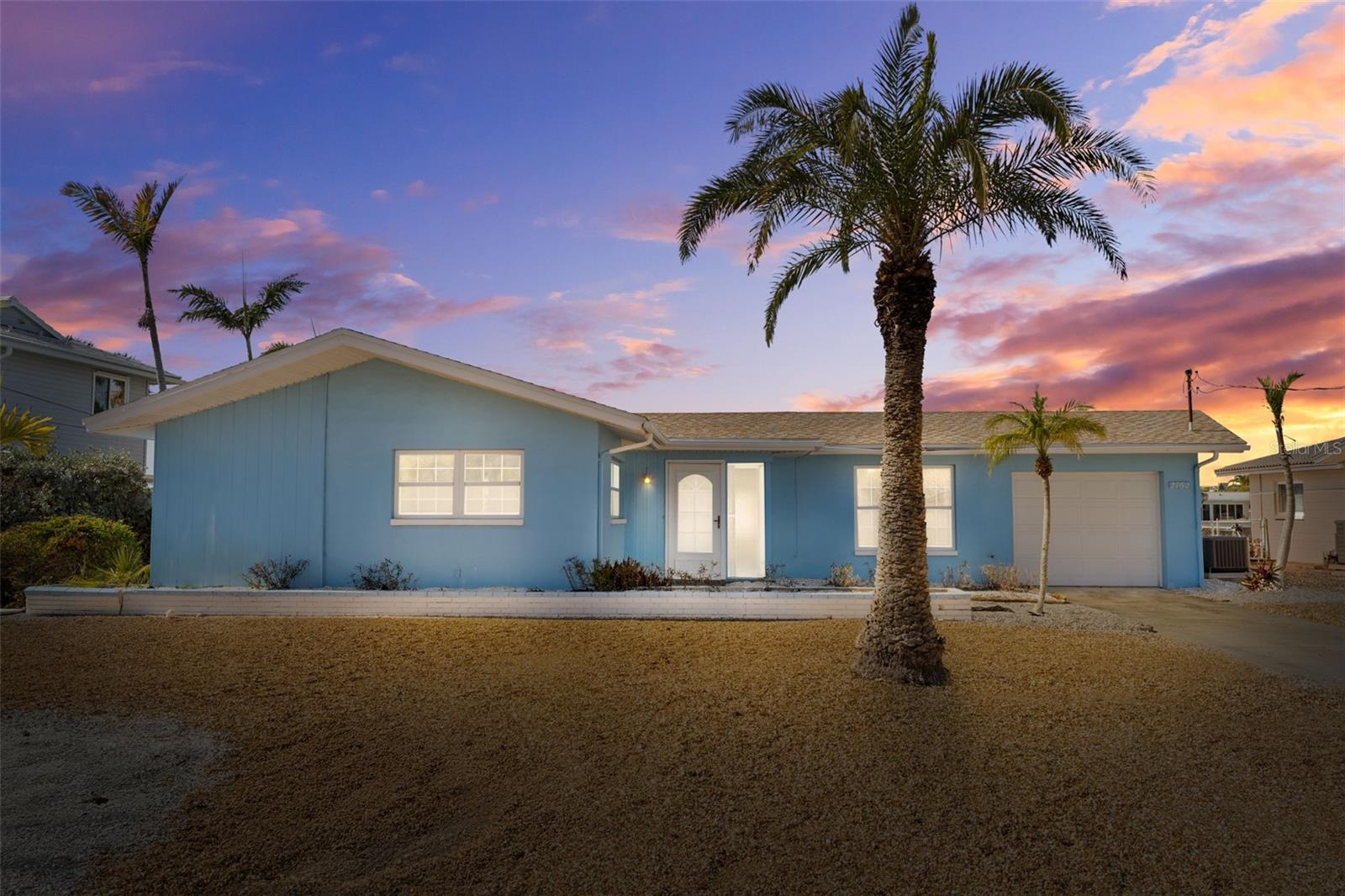 2762 W VINA DEL MAR BLVD, ST PETE BEACH, FL, 33706