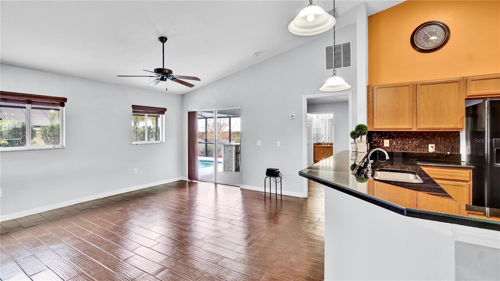 102 HILLCREST RD, DAVENPORT, FL, 33897