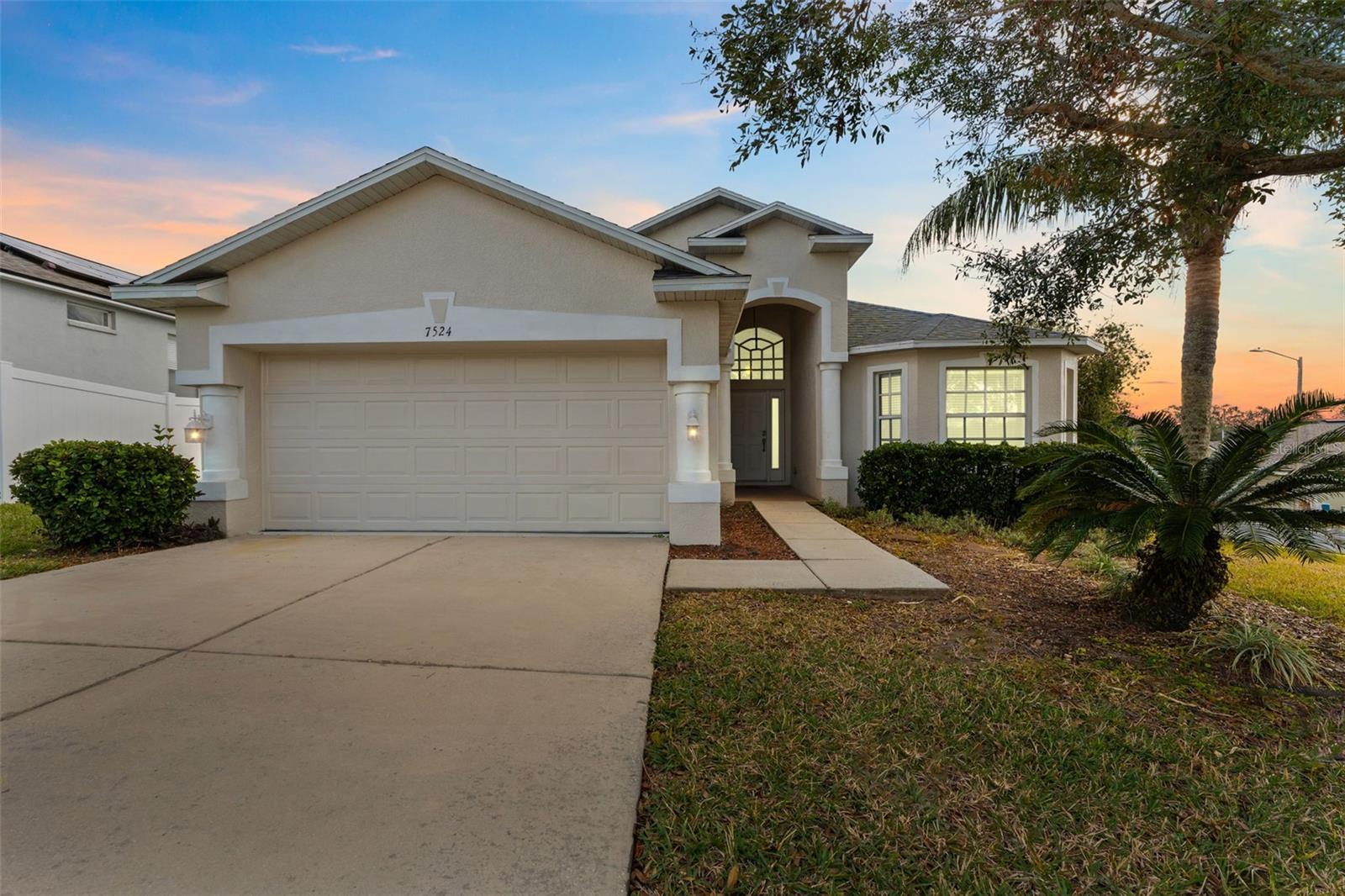 7524 MOUNT LAUREL DR, ZEPHYRHILLS, FL, 33540