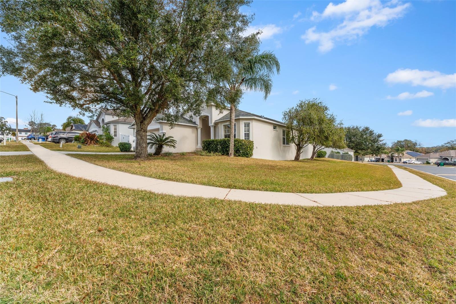 7524 MOUNT LAUREL DR, ZEPHYRHILLS, FL, 33540