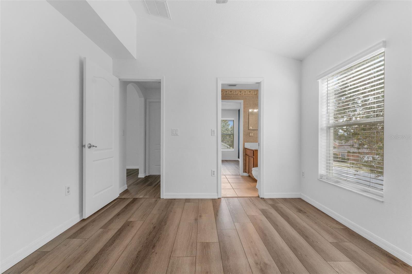 7524 MOUNT LAUREL DR, ZEPHYRHILLS, FL, 33540