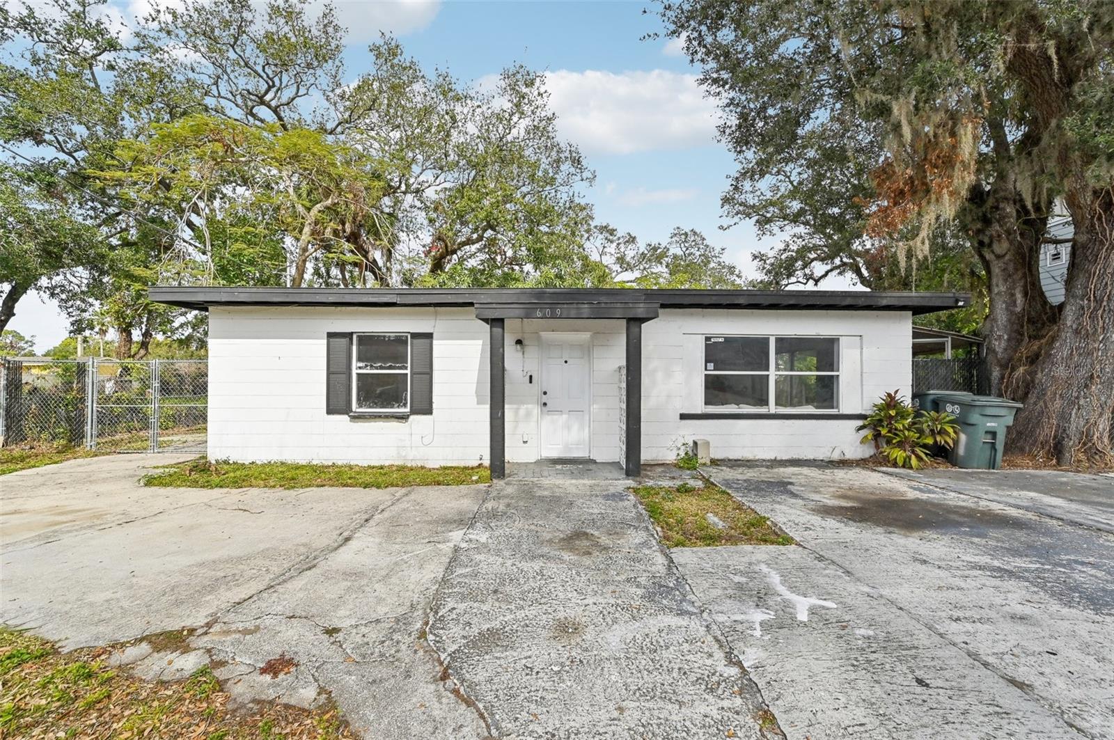 609 10TH AVE E, BRADENTON, FL, 34208
