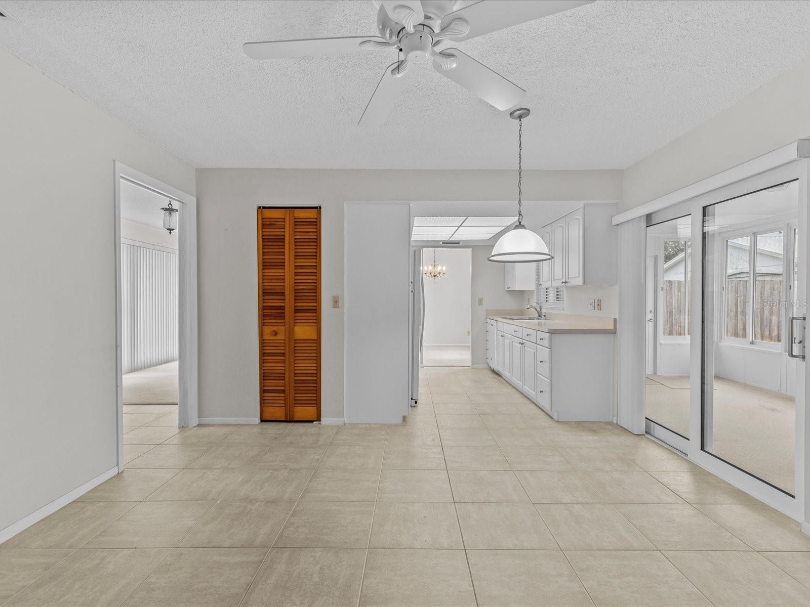 2921 CATHERINE DR, CLEARWATER, FL, 33759