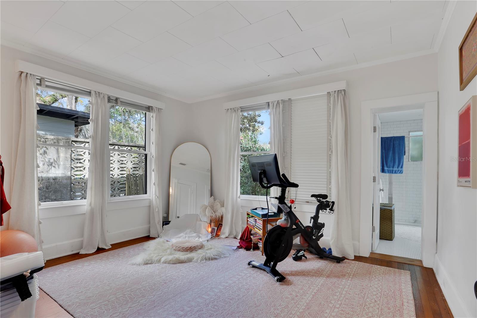 421 NE BOULEVARD, GAINESVILLE, FL, 32601