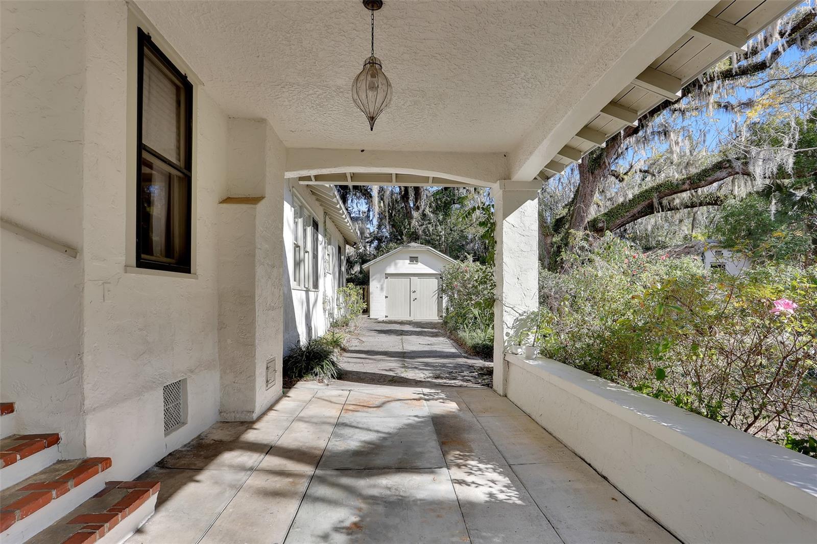 421 NE BOULEVARD, GAINESVILLE, FL, 32601