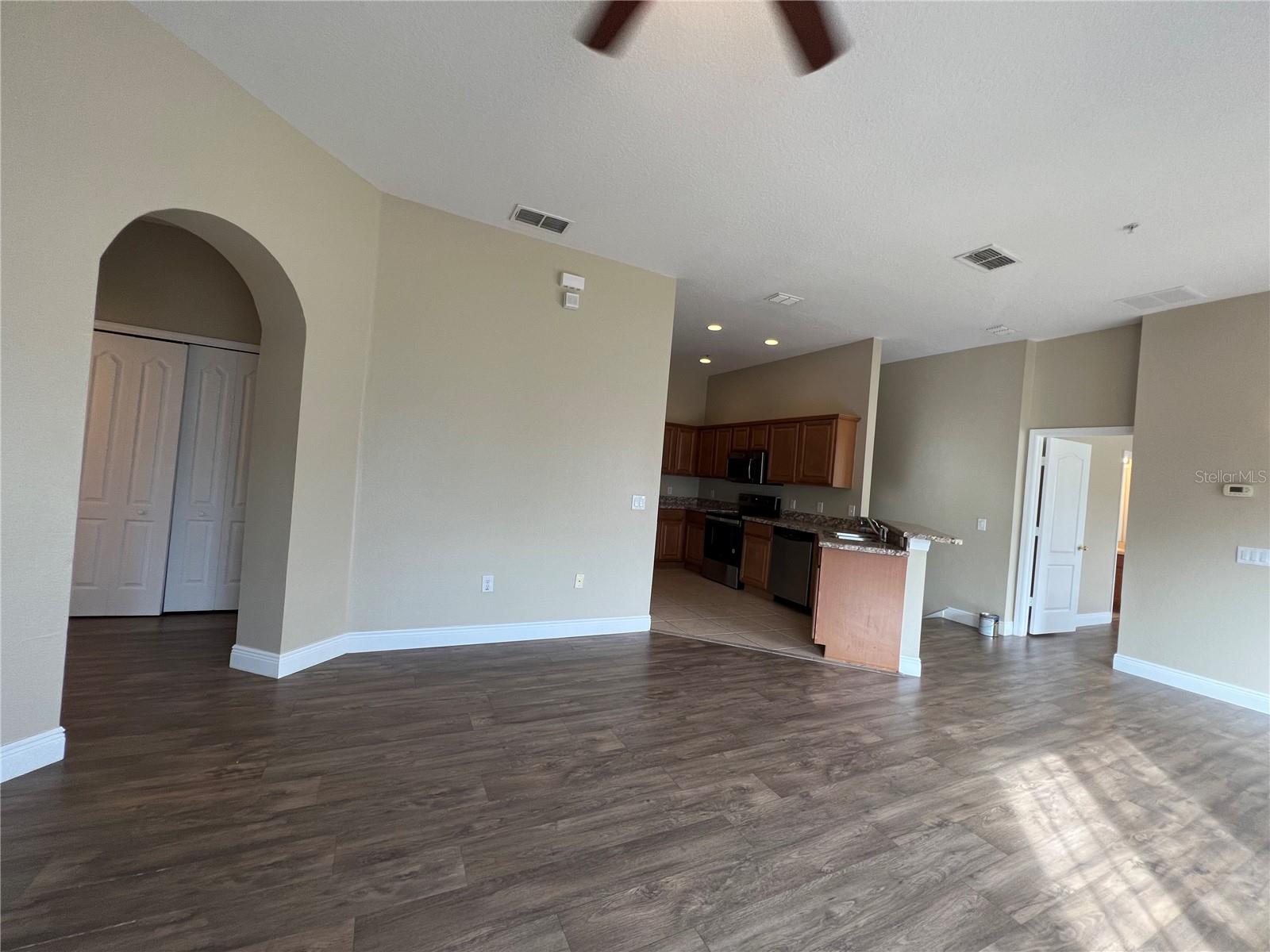 6454 S GOLDENROD RD #27A, ORLANDO, FL, 32822