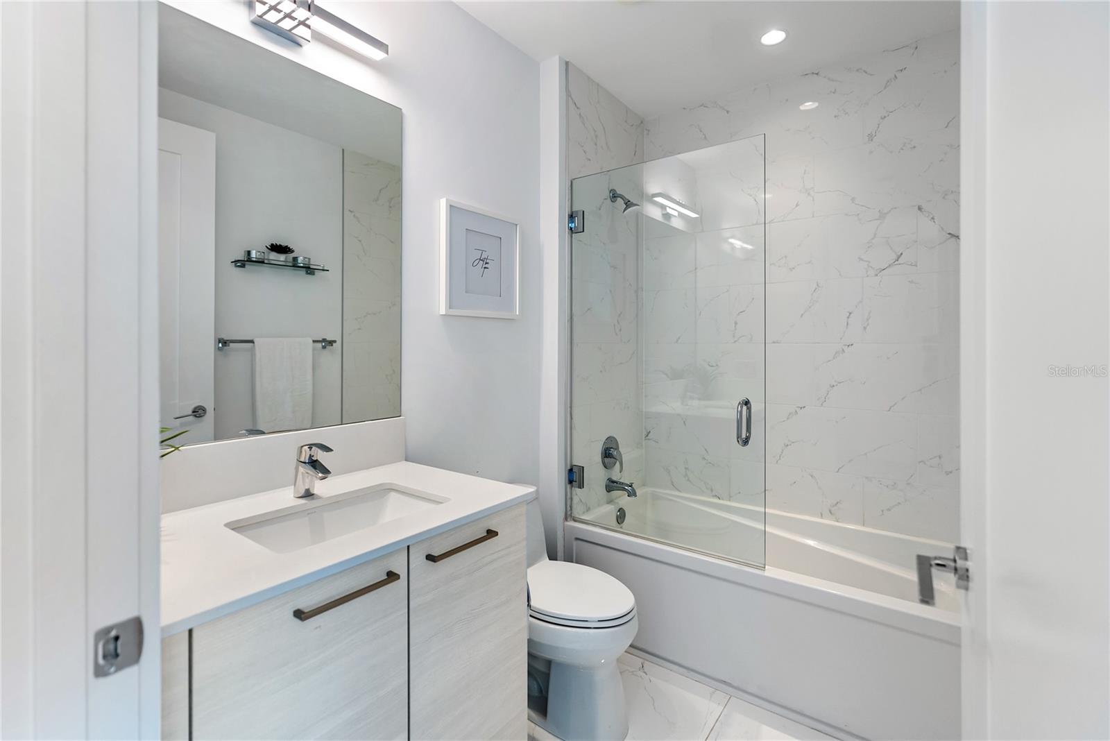 111 S PINEAPPLE AVE #607, SARASOTA, FL, 34236