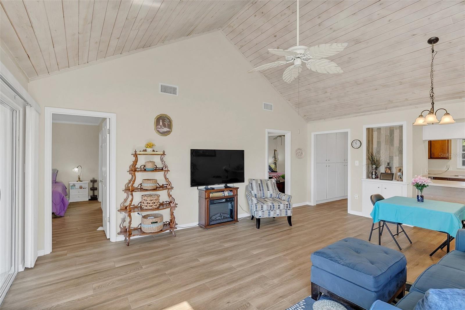 1068 VILLA LN #64, APOPKA, FL, 32712