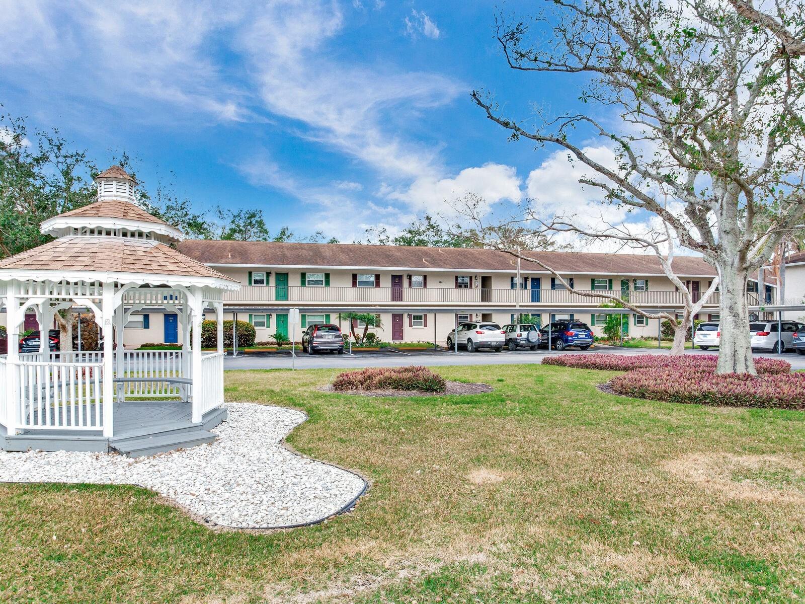 9881 113TH ST #115, SEMINOLE, FL, 33772